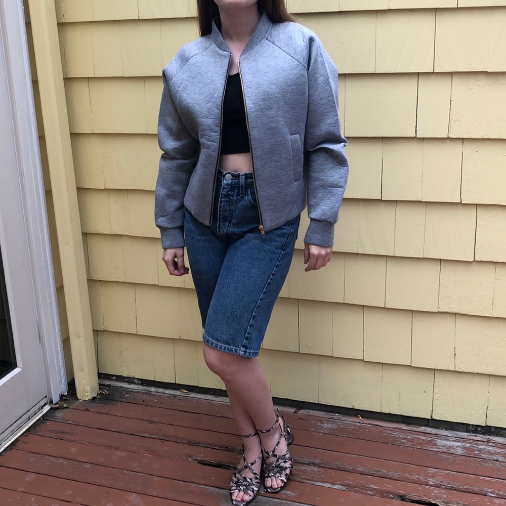 HRH Collection gray zip sweatshirt with pockets